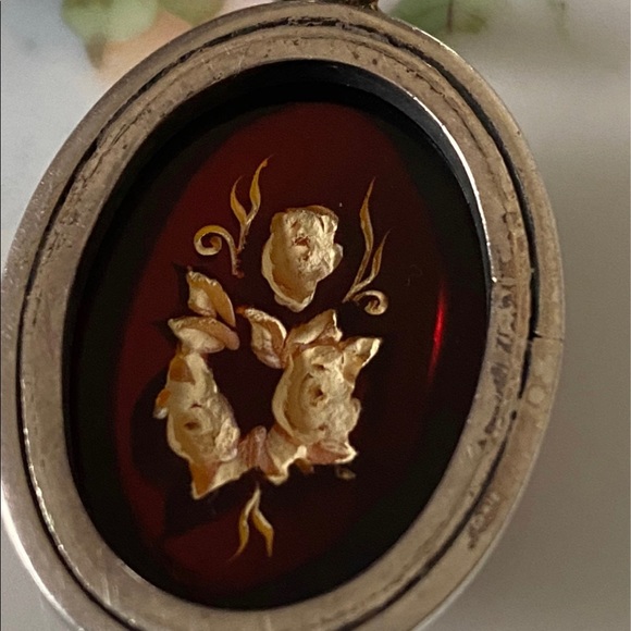 Vintage Sterling Pendant with Carved Flowers - Picture 6 of 7